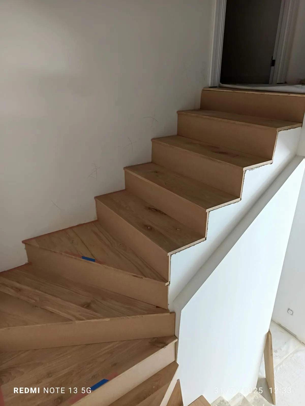 Habillage d'escalier en chêne massif — Montesson (78)