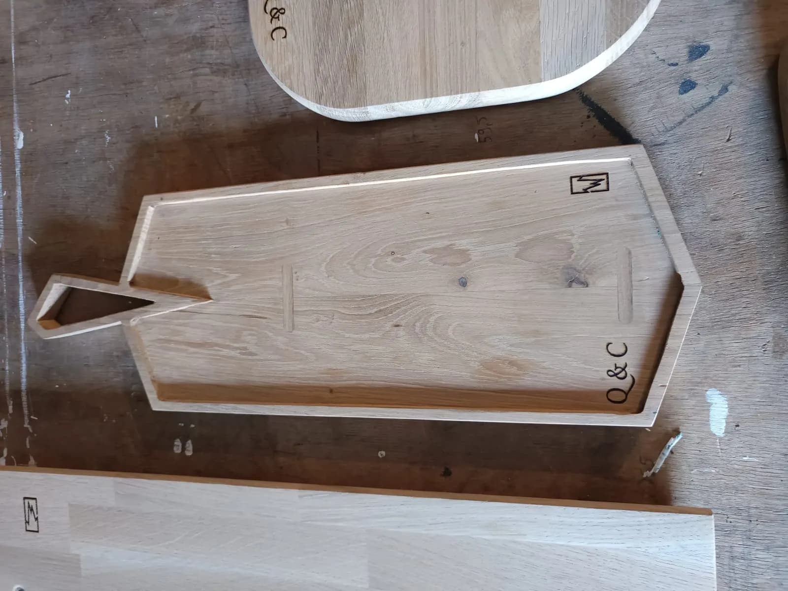 Planche de présentation en bois — L'Atelier WillBois, Montesson (78)